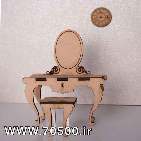 میز آینه ی خانه ی عروسکی