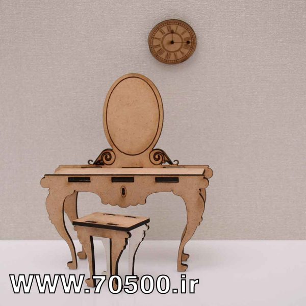 میز آینه ی خانه ی عروسکی