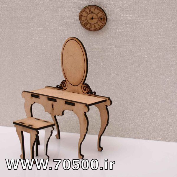 میز آینه ی خانه ی عروسکی