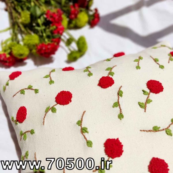 کوسن مبل و تخت پانچ دوزی شده طرح گل رز