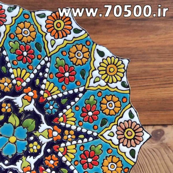 بشقاب میناکاری سفال طرح نیلوفر
