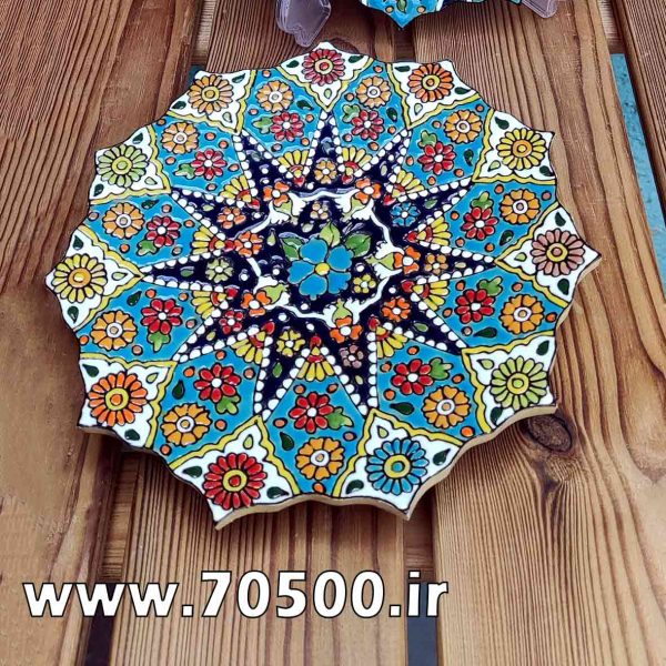 بشقاب میناکاری سفال طرح نیلوفر